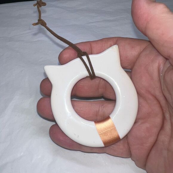 Fancy Feast by Purina Cat Collectable‎ 2014 Christmas Ornament - Picture 2 of 8